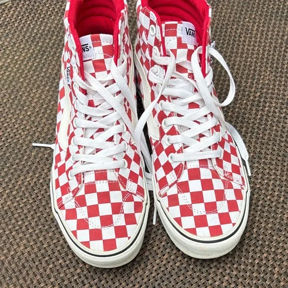 Vans Red and White Checkered High-Tops sz. 9.5 - Picture 3 of 9